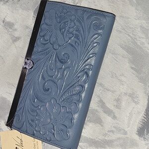 Patricia Nash Cauchy Tooled Wallet Clutch Blue Fog. ML